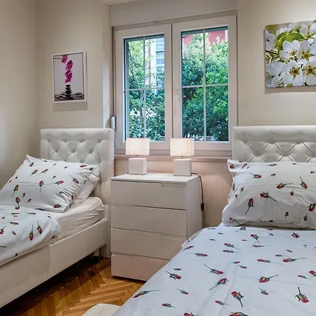 Apartment Marella Luxe At The Bacvice & Centre