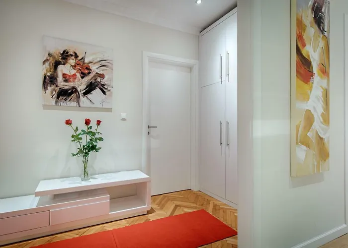 Marella Luxe At The Bacvice & Centre Apartment *